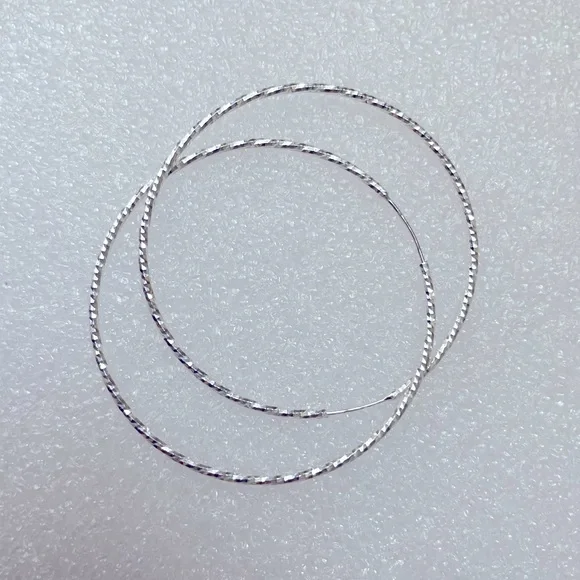 Arginto Vivo Elegant Silver Sterling Hoop Earrings